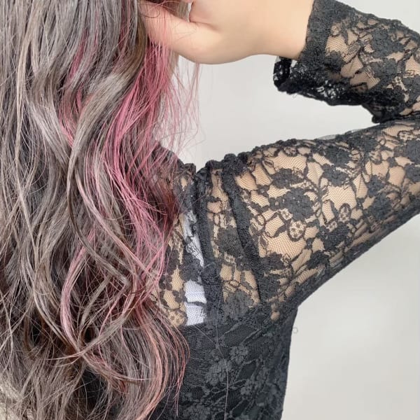 イヤリングカラー