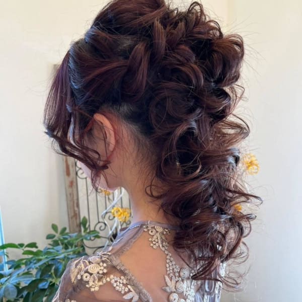 カールポニーアレンジ