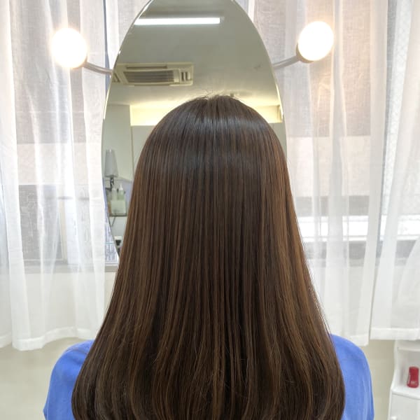 レイヤーカット+酸性ストレートパーマ