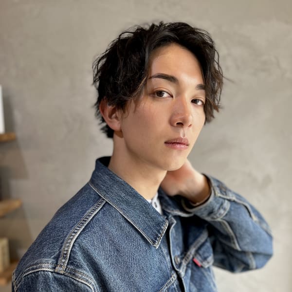 ツイストスパイラル×アップバング|Nuii