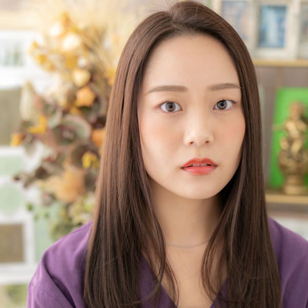 黒髪かきあげバング艶感小顔エアストレート 美魔女