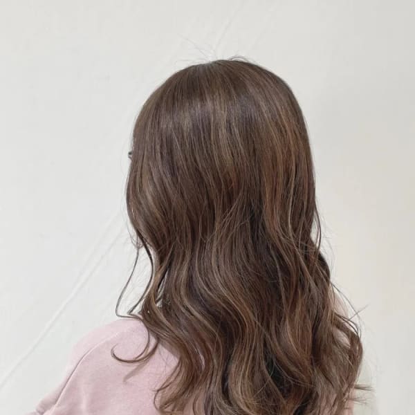 大人なうる艶巻き髪