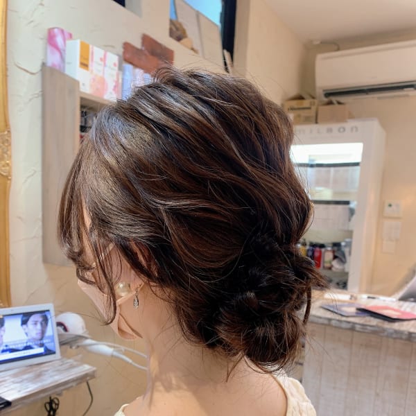 お呼ばれアレンジ☆エレガントなまとめ髪