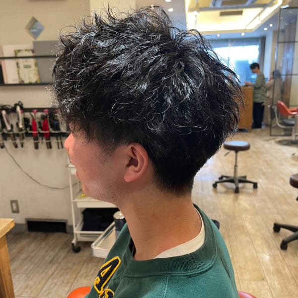 20代30代メンズツイストパーマ束感ショート
