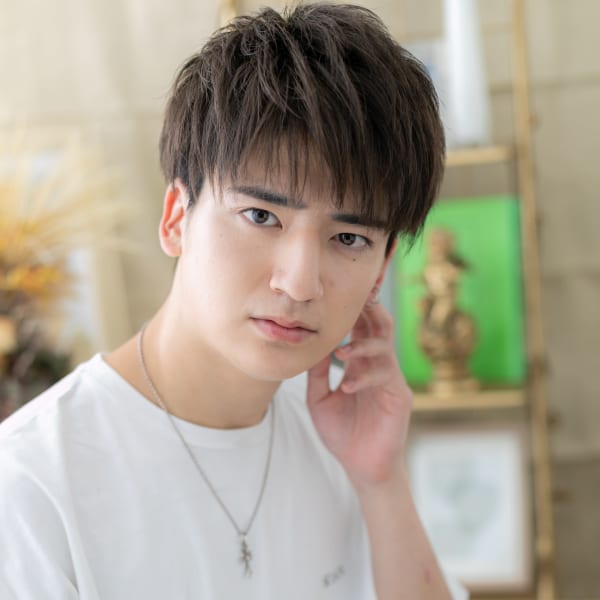 モテる！アッシュオリーブ小顔くせ毛ショート　アースカラー