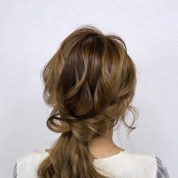 ローポニーテール