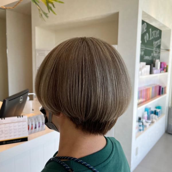 脱白髪染めハイライト