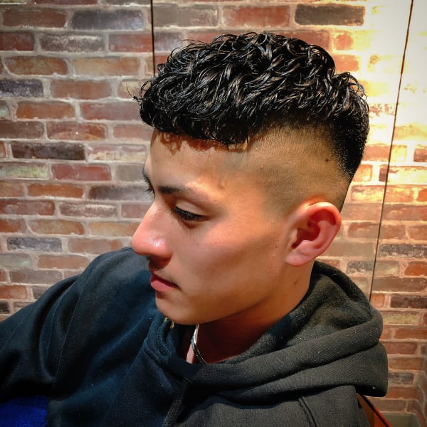 【響史朗スタイル】メンズツーブロックパーマ|PRIDE ROCK HAIR