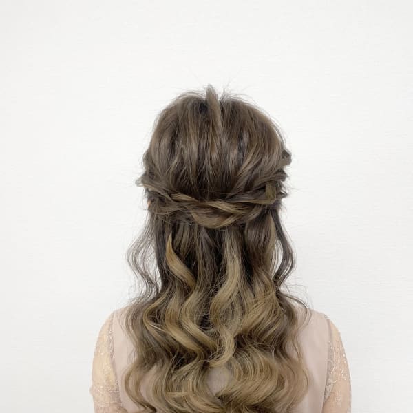 韓国風ハーフアップ