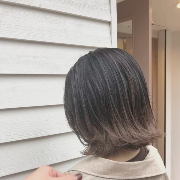 切りっぱなしボブ 外ハネ