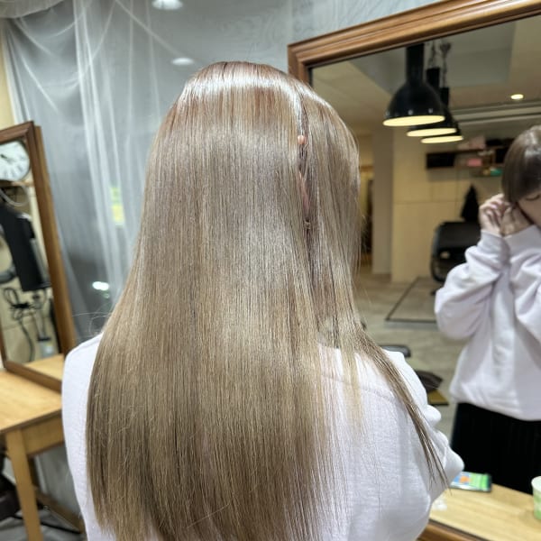 ブロンドカラー|女性専用髪質改善酸性縮毛矯正専門店LIRA
