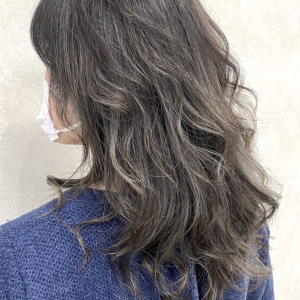 白髪ぼかしハイライトカラー