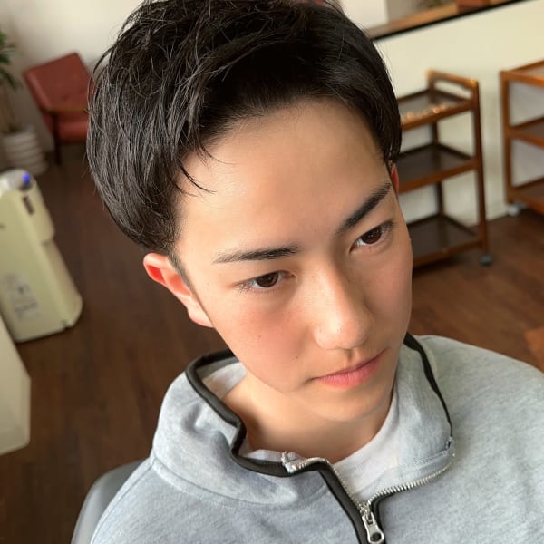 学生さんにもおすすめアップバング♪