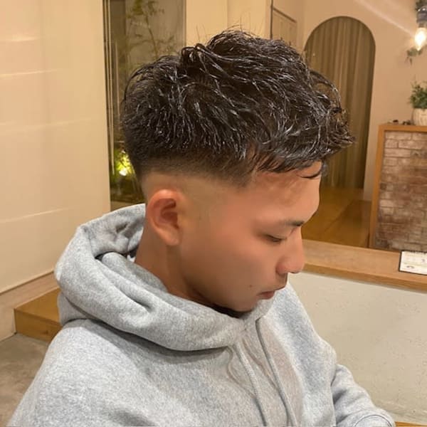 フェードパーマスタイル