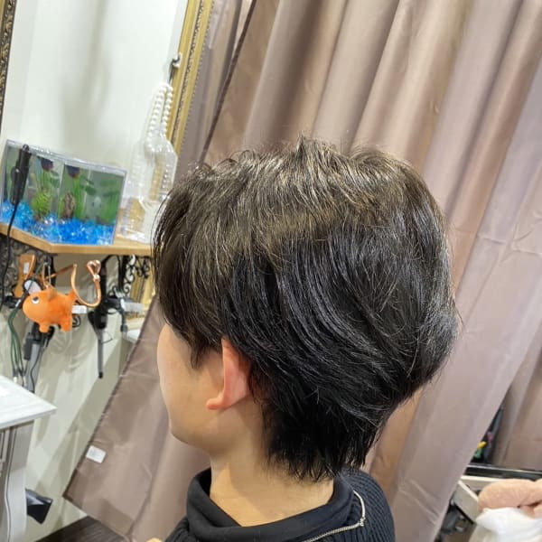 トレンドを抑えたセンターパート|Artifact 青葉台店