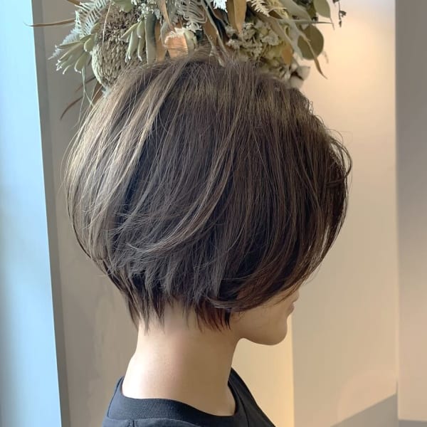 色っぽショートボブ　大人可愛い　20代30代40代