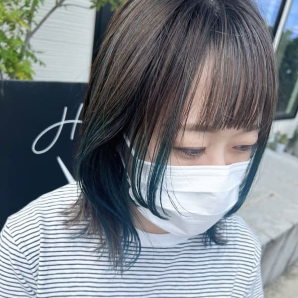 グリーン裾カラーバイカラーブリーチグラデーションカラー