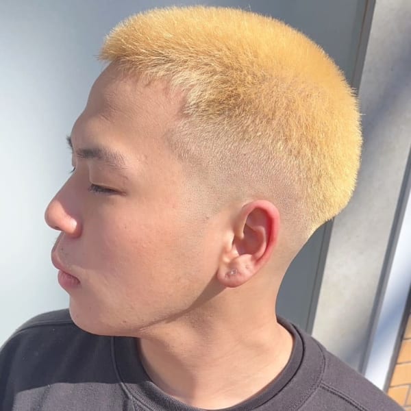スキンフェード×ブリーチ　おしゃれ坊主　