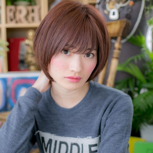 シースルー前髪ラベンダー小顔前下がりボブ ダークグレージュ