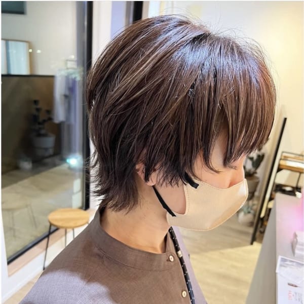 ウルフカットレイヤーカットショートスタイル