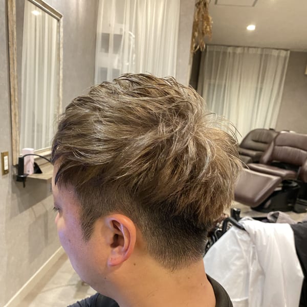 ミルクティーベージュ