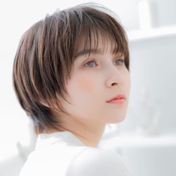 外国人風バイカラーマッシュウルフショート シャギー