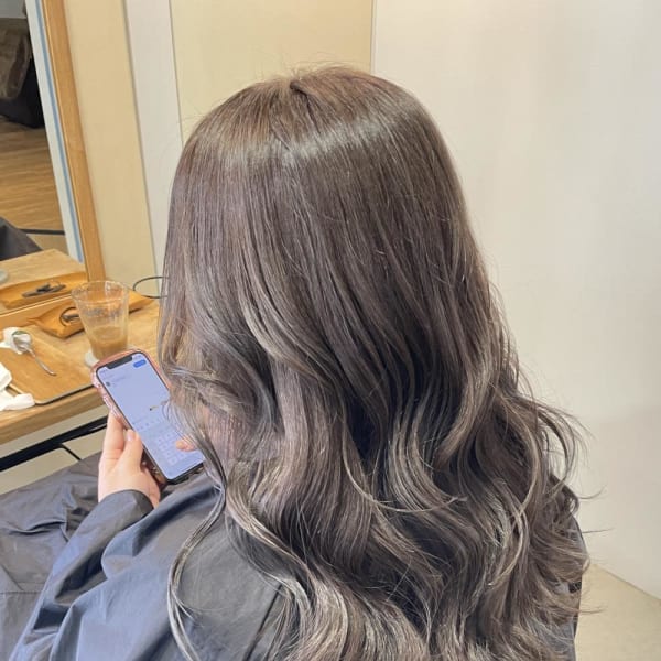 【白髪が気になる方へ】ハイライトで白髪ぼかしカラー