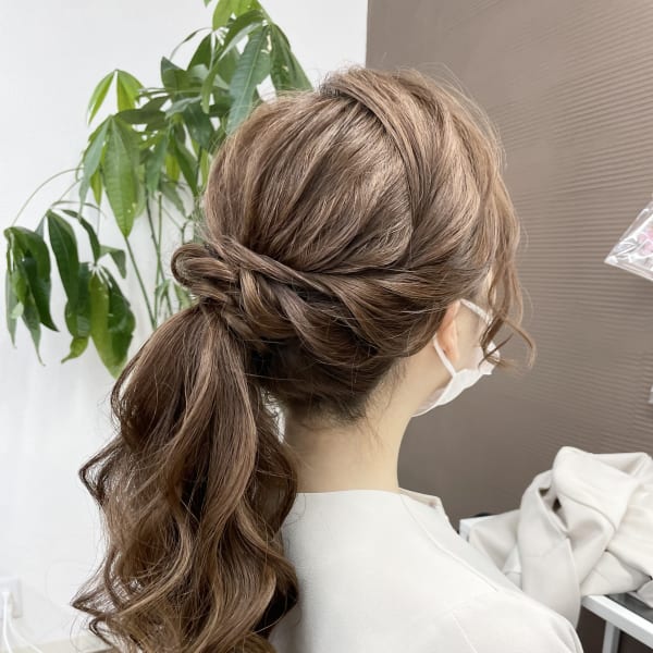 ポニーテールスタイル