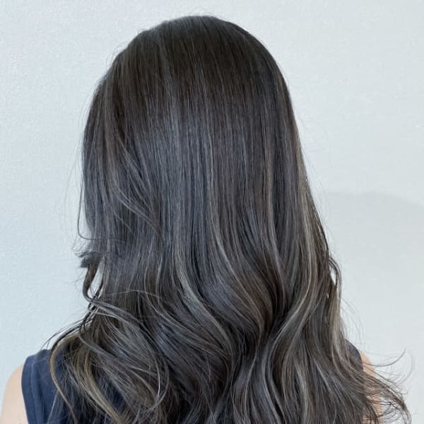 Ａｒｉｅｓ上赤江/富山市】白髪ぼかし/ハイライト/グレージュ|Aries 上赤江店