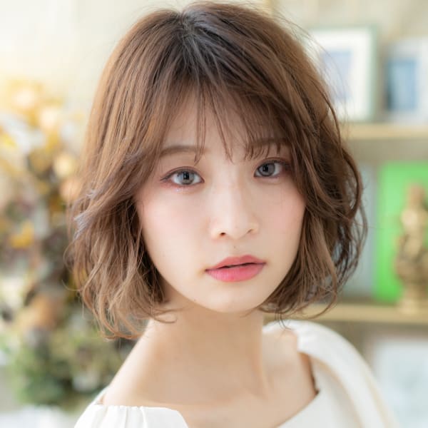 シースルーバングイヤリングカラーふわミディ 春パーマ