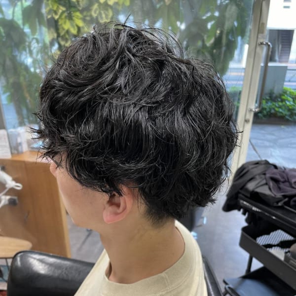  コンマヘア/アップバング/ツーブロック/パーマ/刈り上げ|shell吉祥寺【白髪ぼかし/ハイライト/髪質改善/縮毛矯正/ショート】