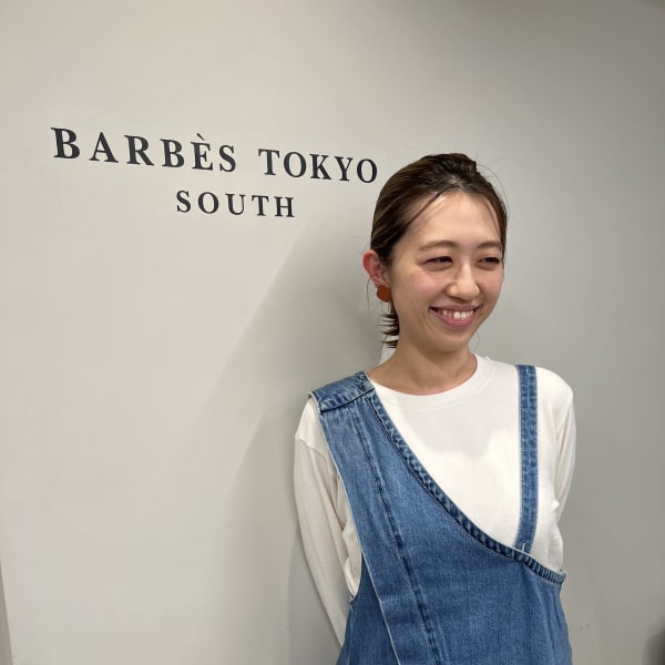 BARBES TOKYO SOUTH【バルベストーキョー サウス】のスタッフ紹介。和泉 佳奈