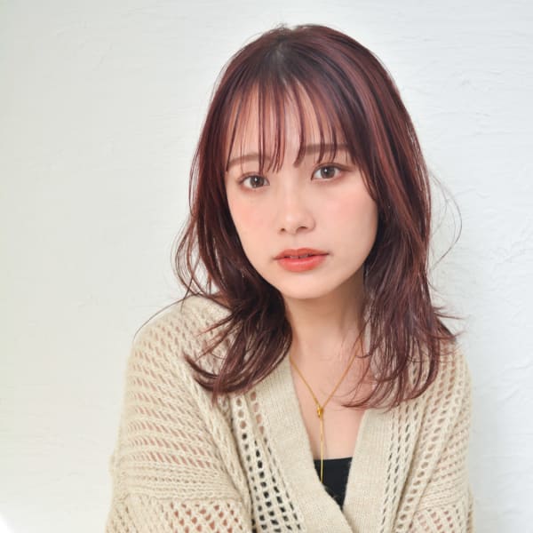 ミディアムレイヤー/チェリーブラウン/フェミニン