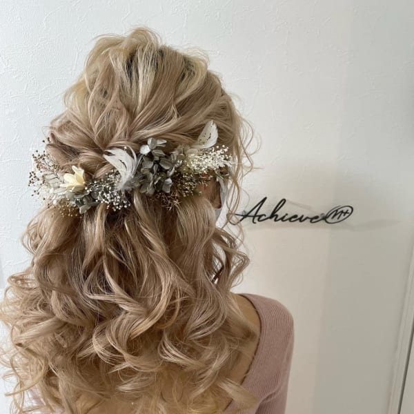 Achieve三宮 華やかハーフアップ