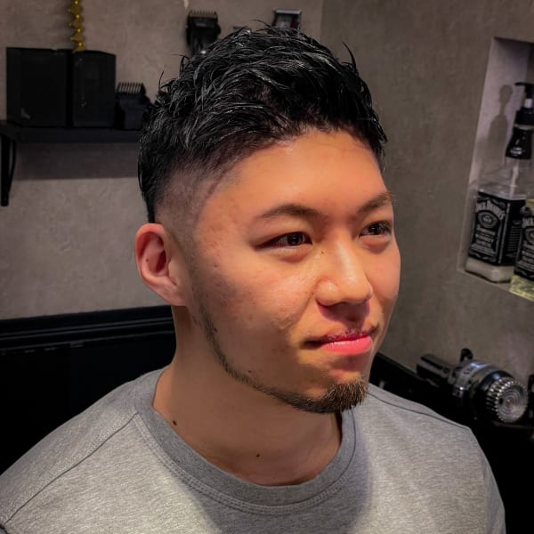 スキンフェードショート