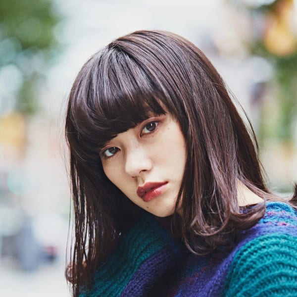 ハイセンスワイドバング　前下がり　くびれセミディ