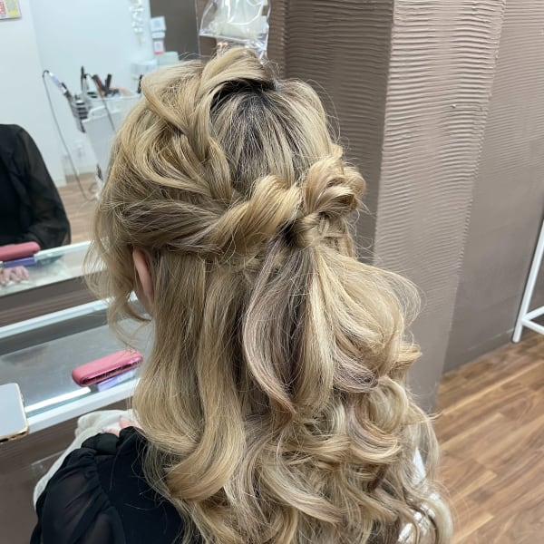 ハーフアップアレンジ