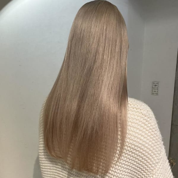 《kitin吉祥寺》ミルクティーブロンド　ロング
