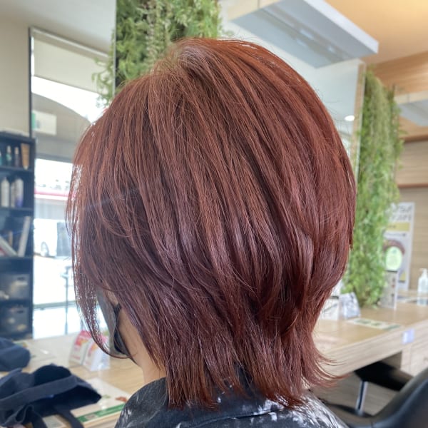 チェリーレッド