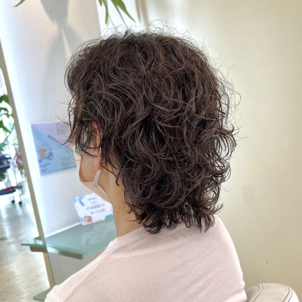 くせ毛を活かしたウルフカット♪