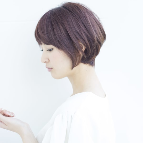 くびれショートボブ|charites