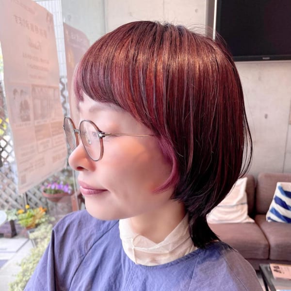 ピンクが可愛いヘムラインカラー