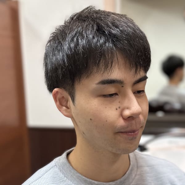 軽さ重視/ツーブロック/束間/眉毛/神保町