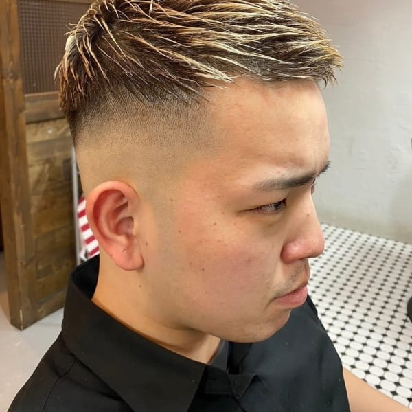 ソフトモヒカン スキンフェード ブリーチ