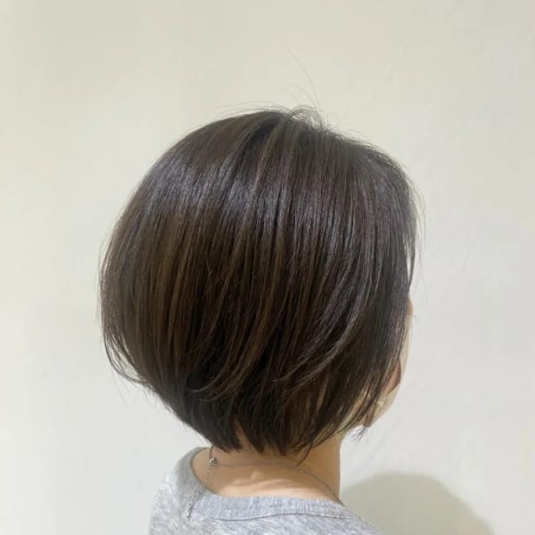 ラウンドショートボブ