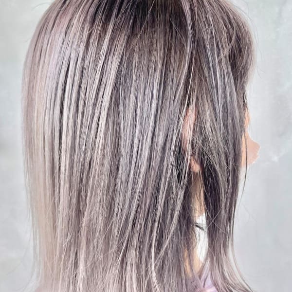 バレイヤージュ/ホワイトハイライト/シルバー/グレージュ