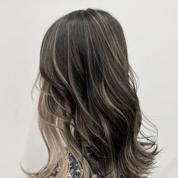 イヤリングカラー