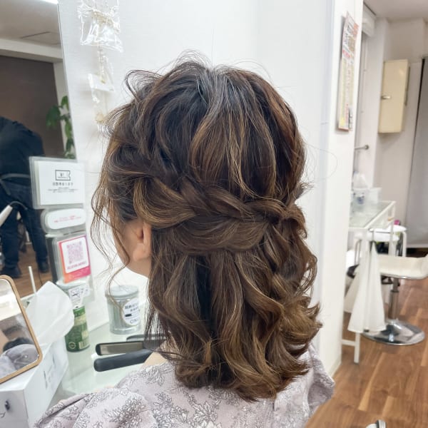 編み込みハーフアップ