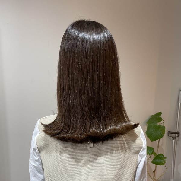 艶感縮毛矯正|女性専用髪質改善酸性縮毛矯正専門店LIRA