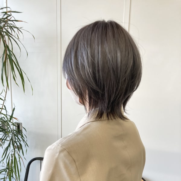 ウルフ×シルバーグレージュ